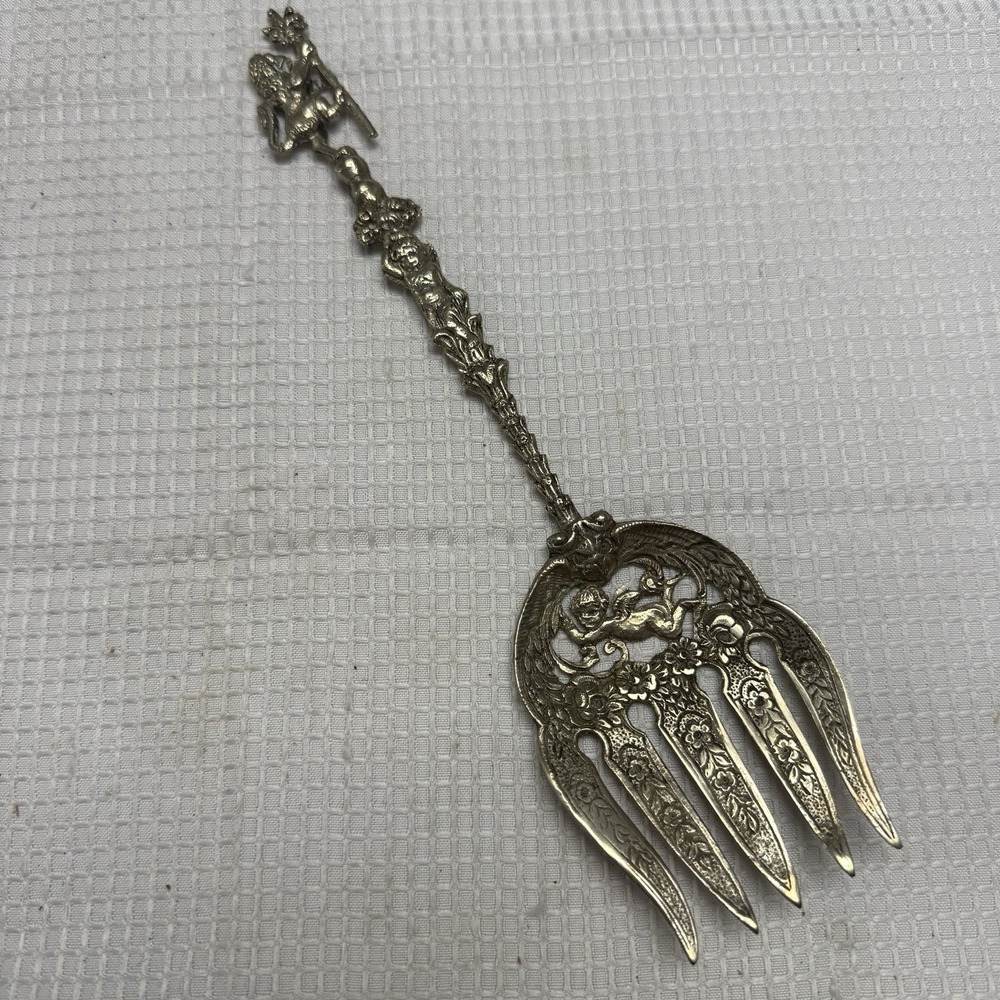 Rare Vintage Italian Large Silver Plated Intricate Designed Serving Fork Cherub‎